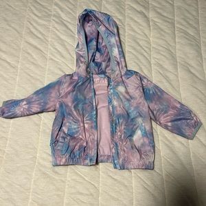 GAP windbreaker with hood. Full zip.